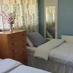 B&B Farnham House 캐번