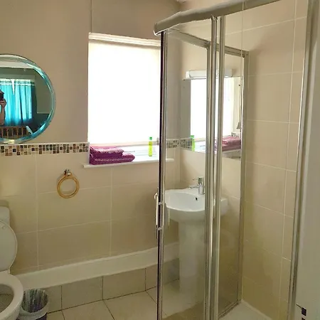 Farnham House Bed and Breakfast Κάβαν