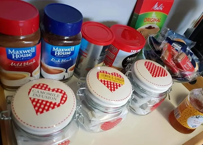 Bed & Breakfast Farnham House