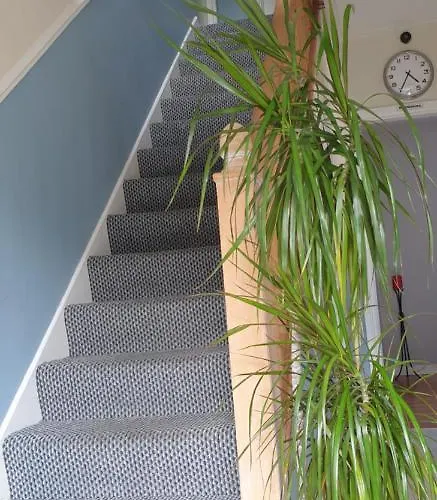 Bed & Breakfast Farnham House